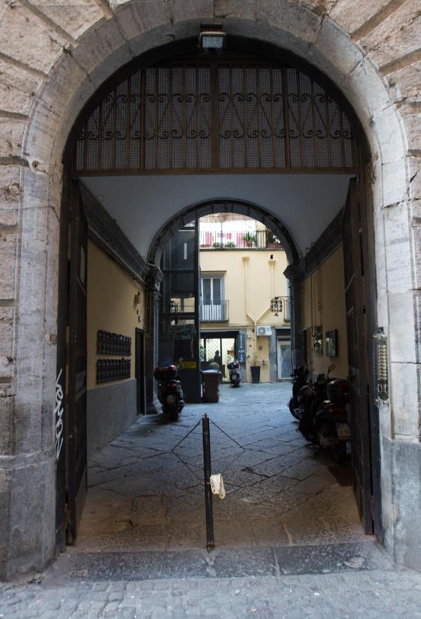 那不勒斯La Via Dei Presepi住宿加早餐旅馆 外观 照片